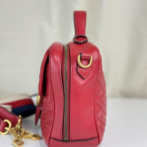 Gucci Red Leather Marmont Shoulder Bag Crossbody - Elegant & Versatile Design - Picture 2 of 11